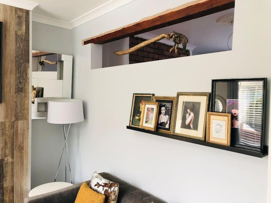 בלפסט Cosy Two Bed Terraced House 7Min Drive From City מראה חיצוני תמונה