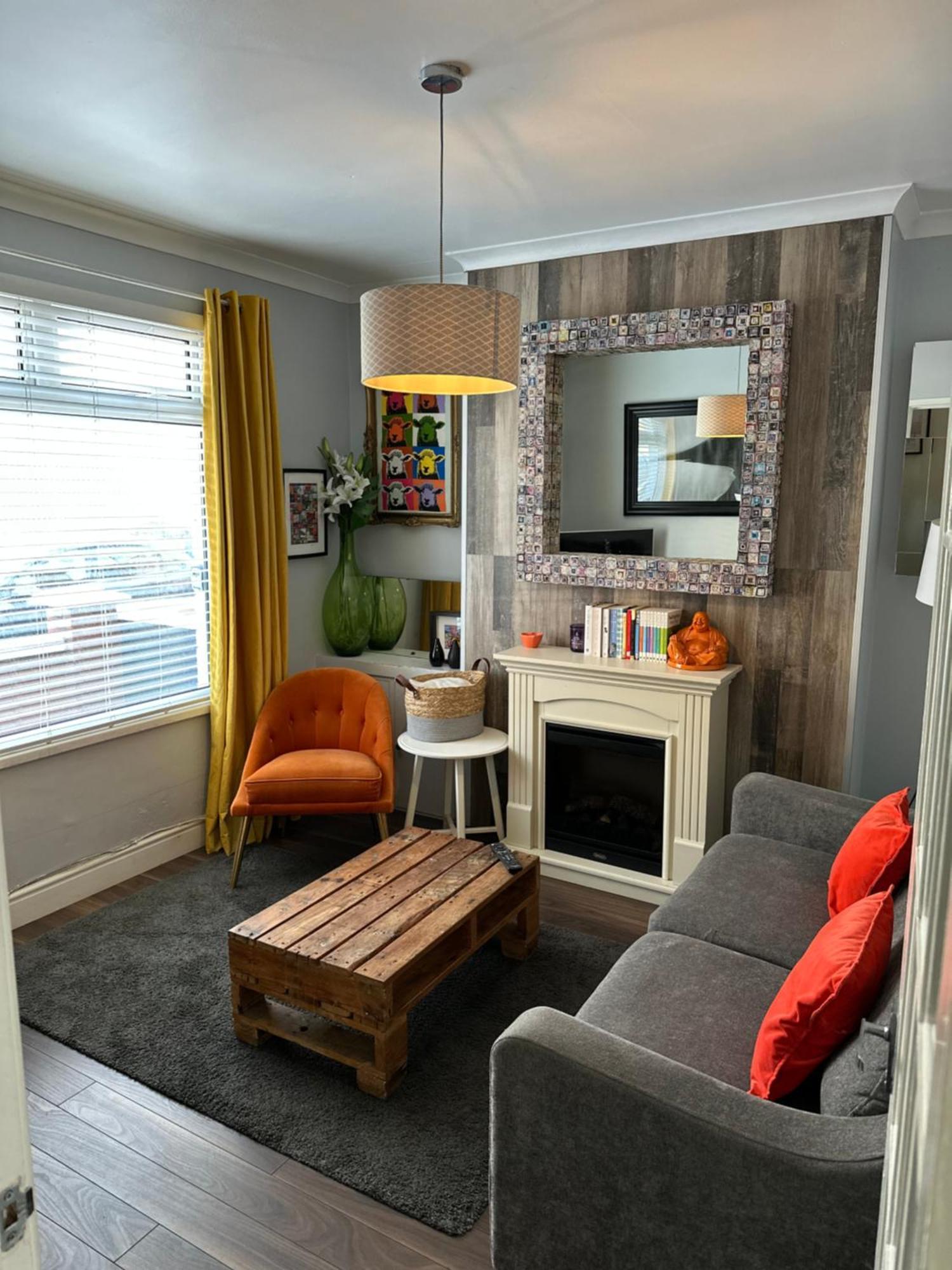 בלפסט Cosy Two Bed Terraced House 7Min Drive From City מראה חיצוני תמונה