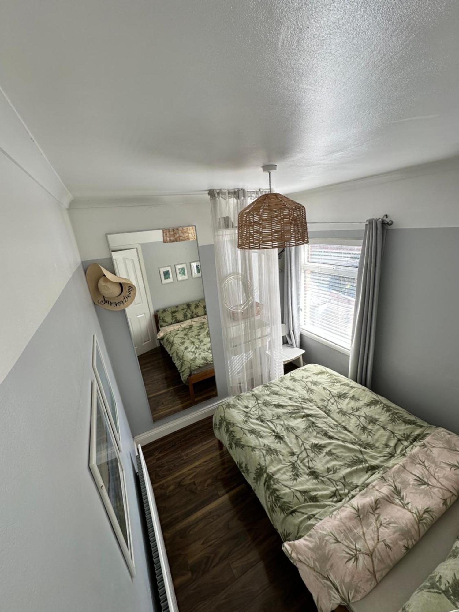 בלפסט Cosy Two Bed Terraced House 7Min Drive From City מראה חיצוני תמונה
